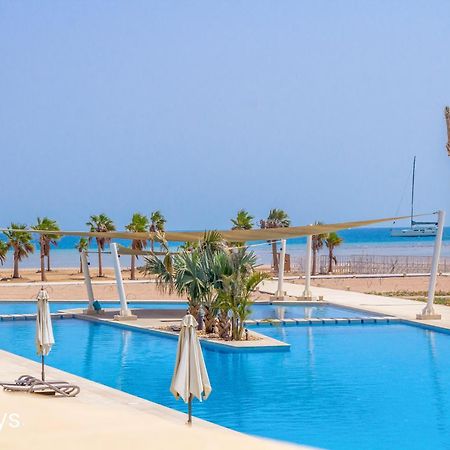 Ollystays Mangroovy Seaview 1Br Beach And Pool Free Access Hurghada Exteriör bild